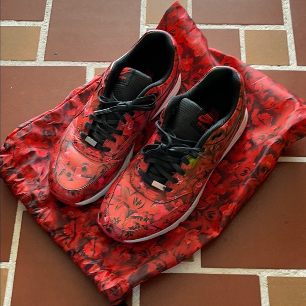 Nike AirMax ultra Shanghai reds
